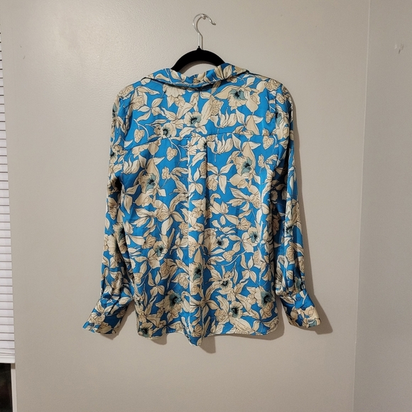 Zara Blue Cream Fitted Floral Buttoned Blouse. Size S - Picture 3 of 4